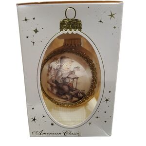 1999 M.J. Hummel “Winter Fun” Glas Silk Christmas Ornament NIB